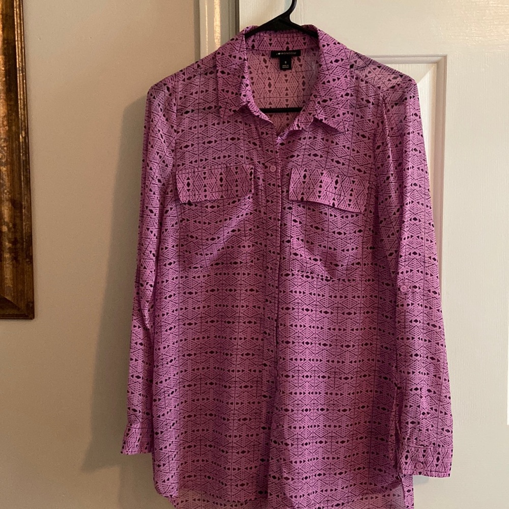 Light weight blouse in small. Purple with black